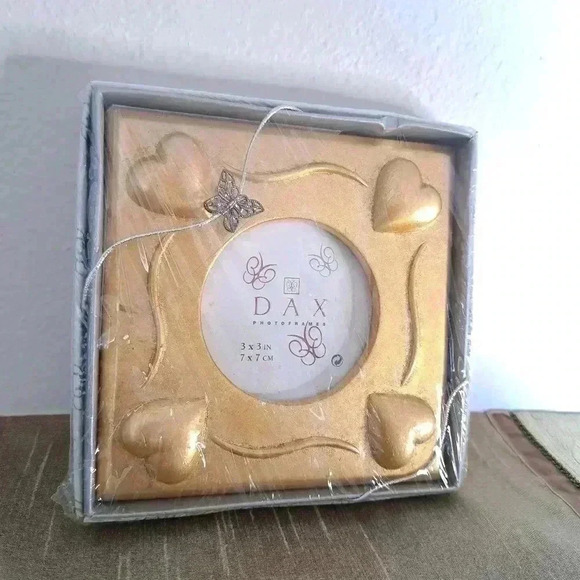 Gold LEAF FRAME BY DAX PHOTOFRAMES 3 X 3 - Picture 3 of 6